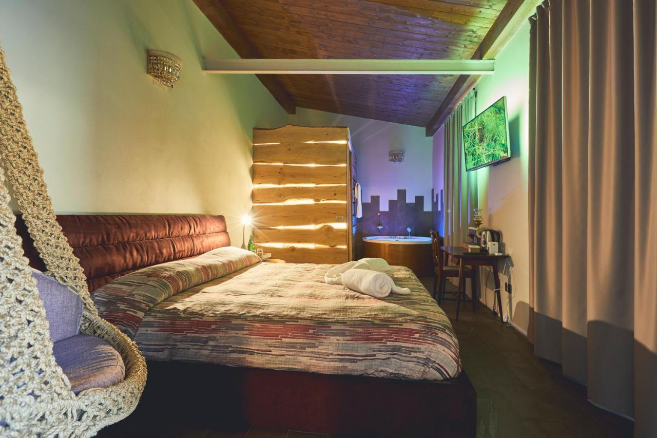 Le Stagioni Luxury Suite Forlì Exterior foto